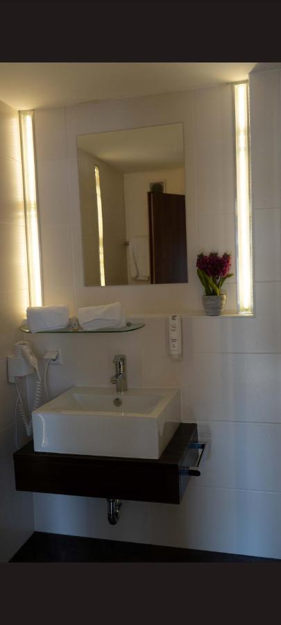 רינגסהיים Self Checkin Hotel Heckenrose Lorin מראה חיצוני תמונה
